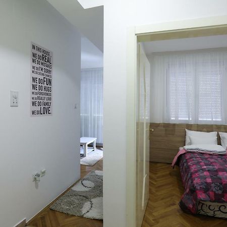 Apartment Promenada 35 Novi Sad Luaran gambar