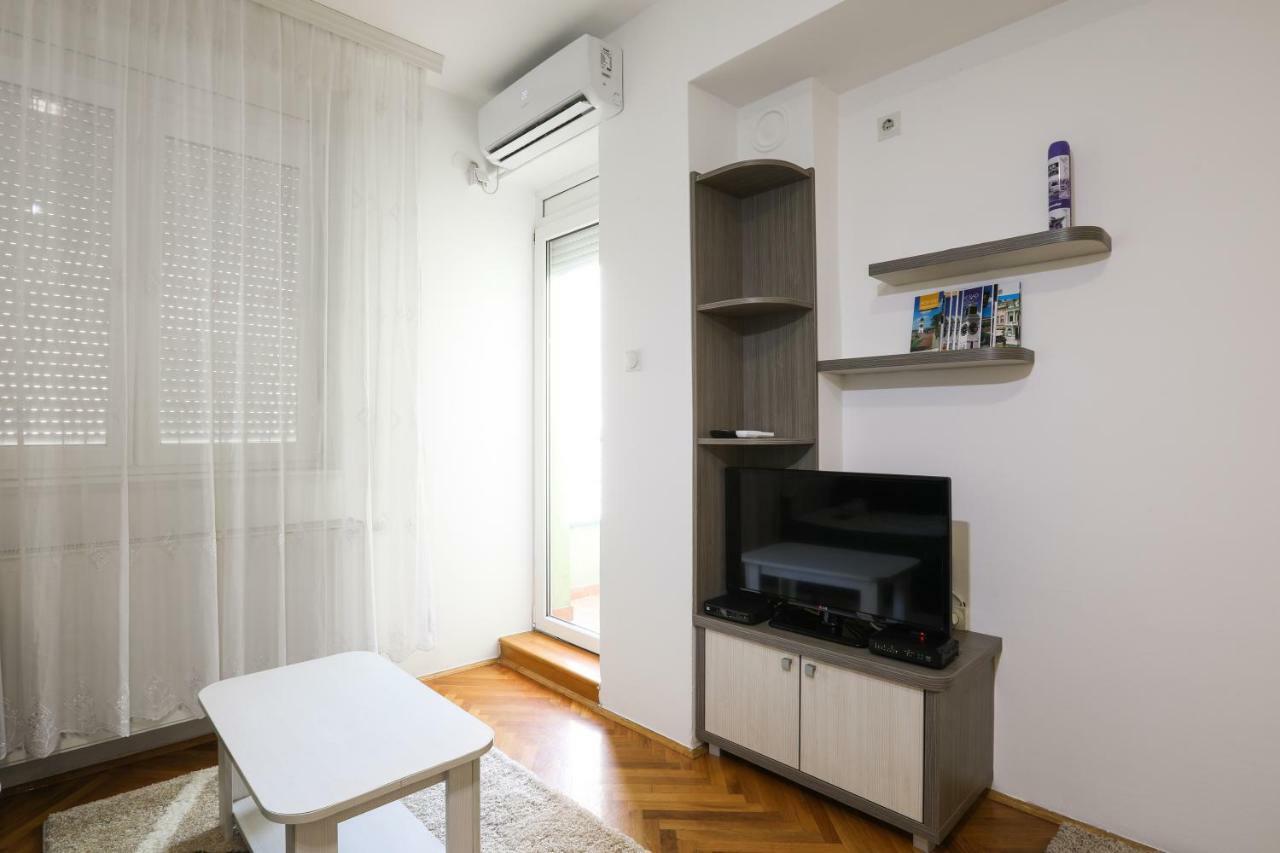 Apartment Promenada 35 Novi Sad Luaran gambar